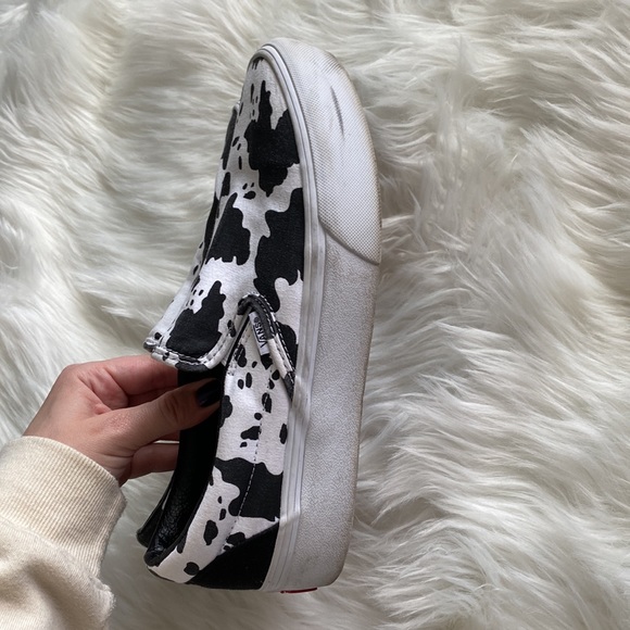 Cow Print Platform Vans 🐮 - Picture 4 of 10